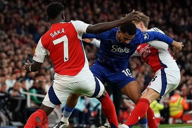 NBA季后赛焦点比赛精彩瞬间（NBA季后赛焦点之战高光时刻）