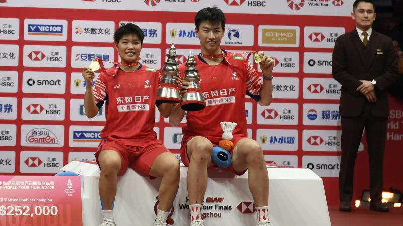 韩K2附加赛半场：巴萨尼破门，黄在闰送礼，富川2-0水原（韩K2附加赛半场战报：巴萨尼建功，黄在闰失误，富川2-0领先水原）