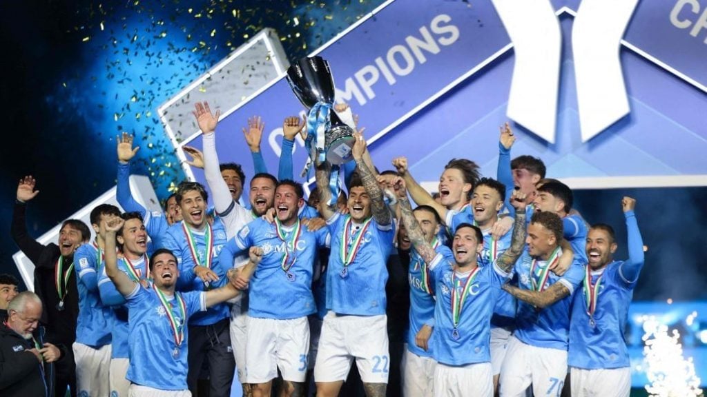 记者：中英青训交流会上对15天7赛进行了反思，会给球员带来风险（记者：中英青训交流会反思“15天7赛”，警示球员风险）