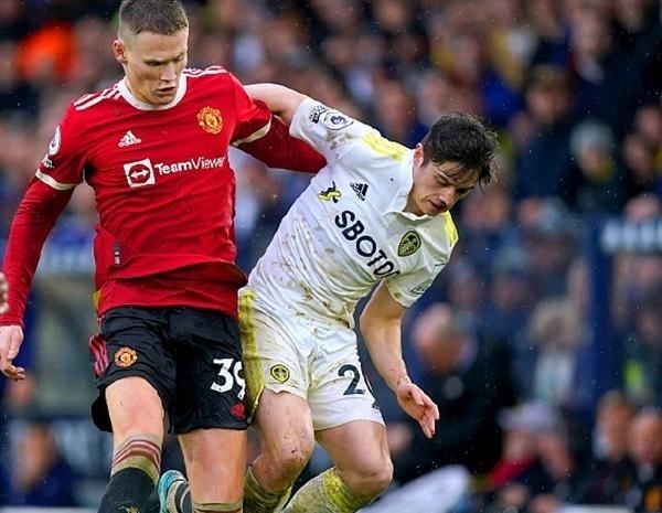 津媒：李嗣镕又帅又能打，首秀4分钟进球排名津门虎队史第一