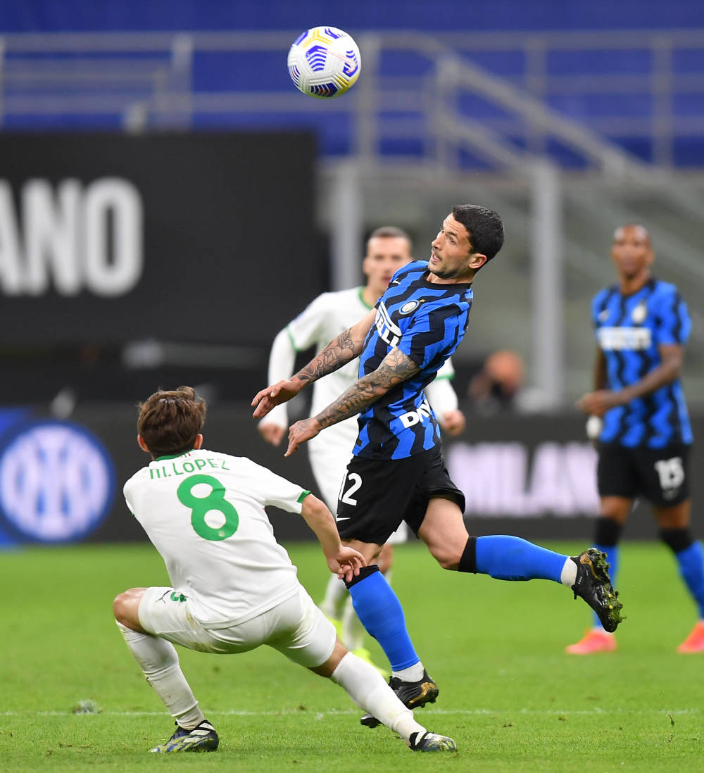 英超：曼城主场4-1大胜南安普顿（英超：曼城主场4比1轻取南安普顿）