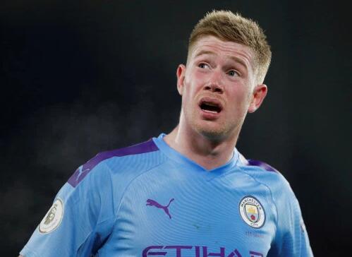 埃贝尔：不理解关于诺伊尔的争论，本赛季他一直是我们的支柱（埃贝尔：对诺伊尔的争议难以理解，本季他始终是球队支柱）