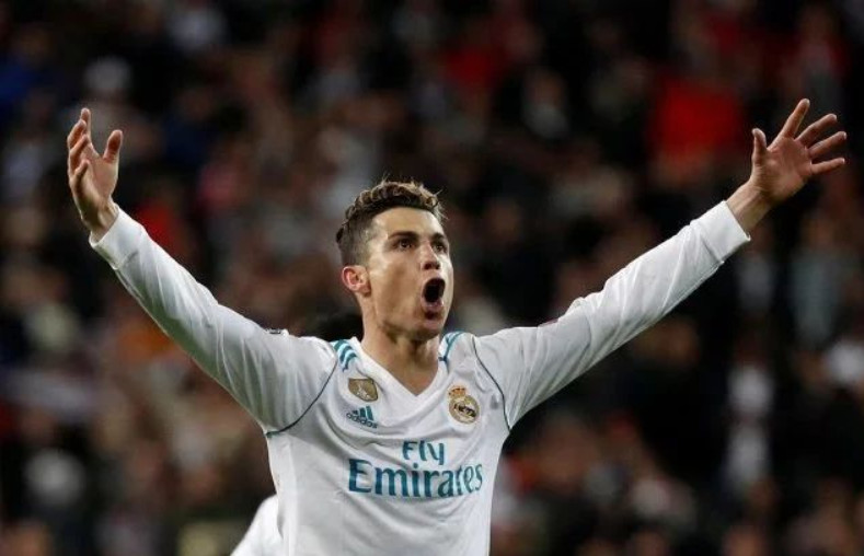 打破姆巴佩纪录，亚马尔是欧冠打入7球最年轻的球员（亚马尔超越姆巴佩，成欧冠7球最年轻射手）